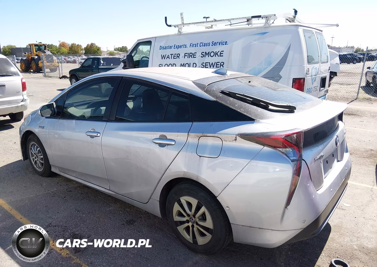 2018 Toyota Prius Two VIN:JTDKBRFU7J3586925 - 3