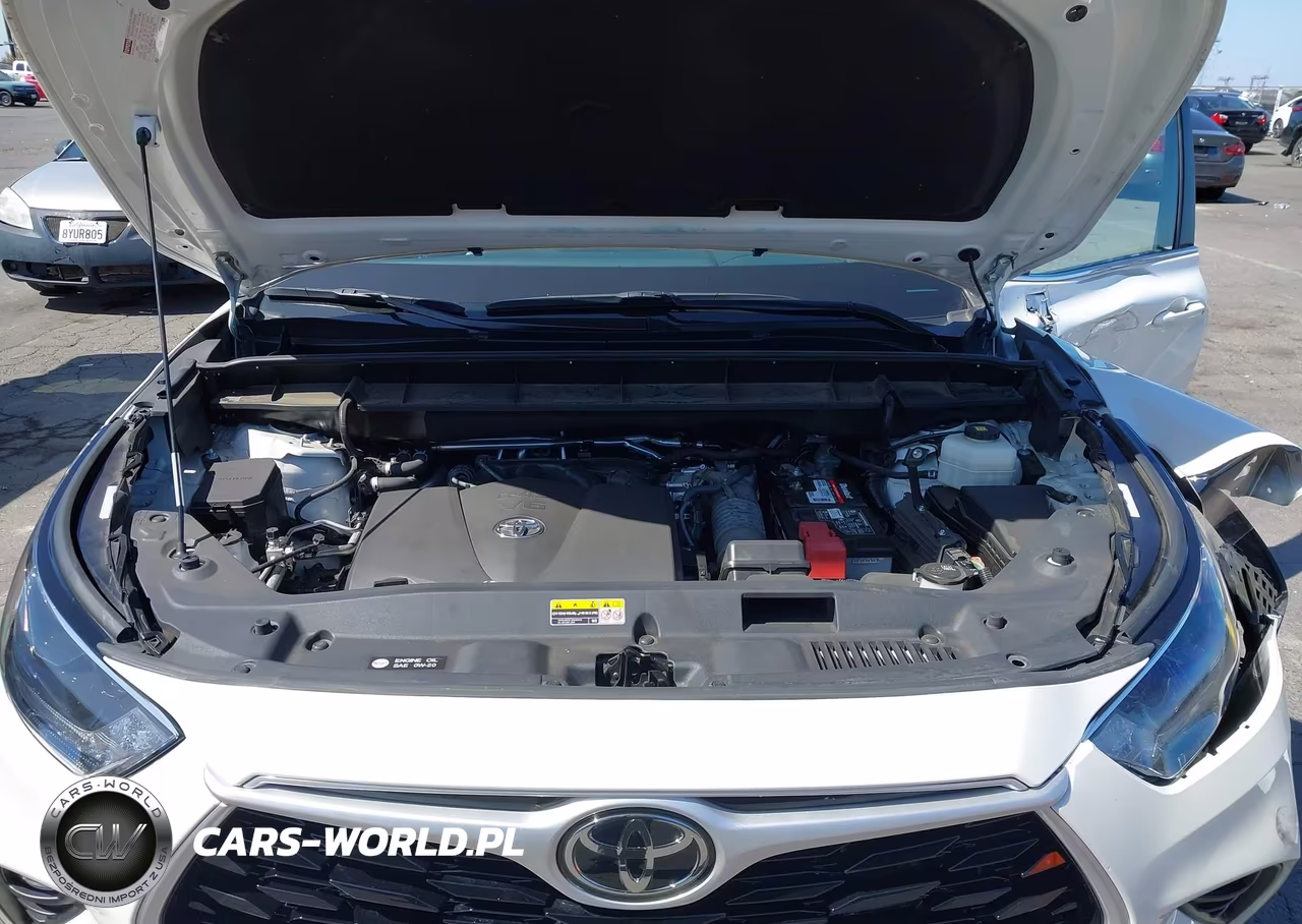 2021 Toyota Highlander Xle VIN:5TDHZRBH4MS102677 - 10