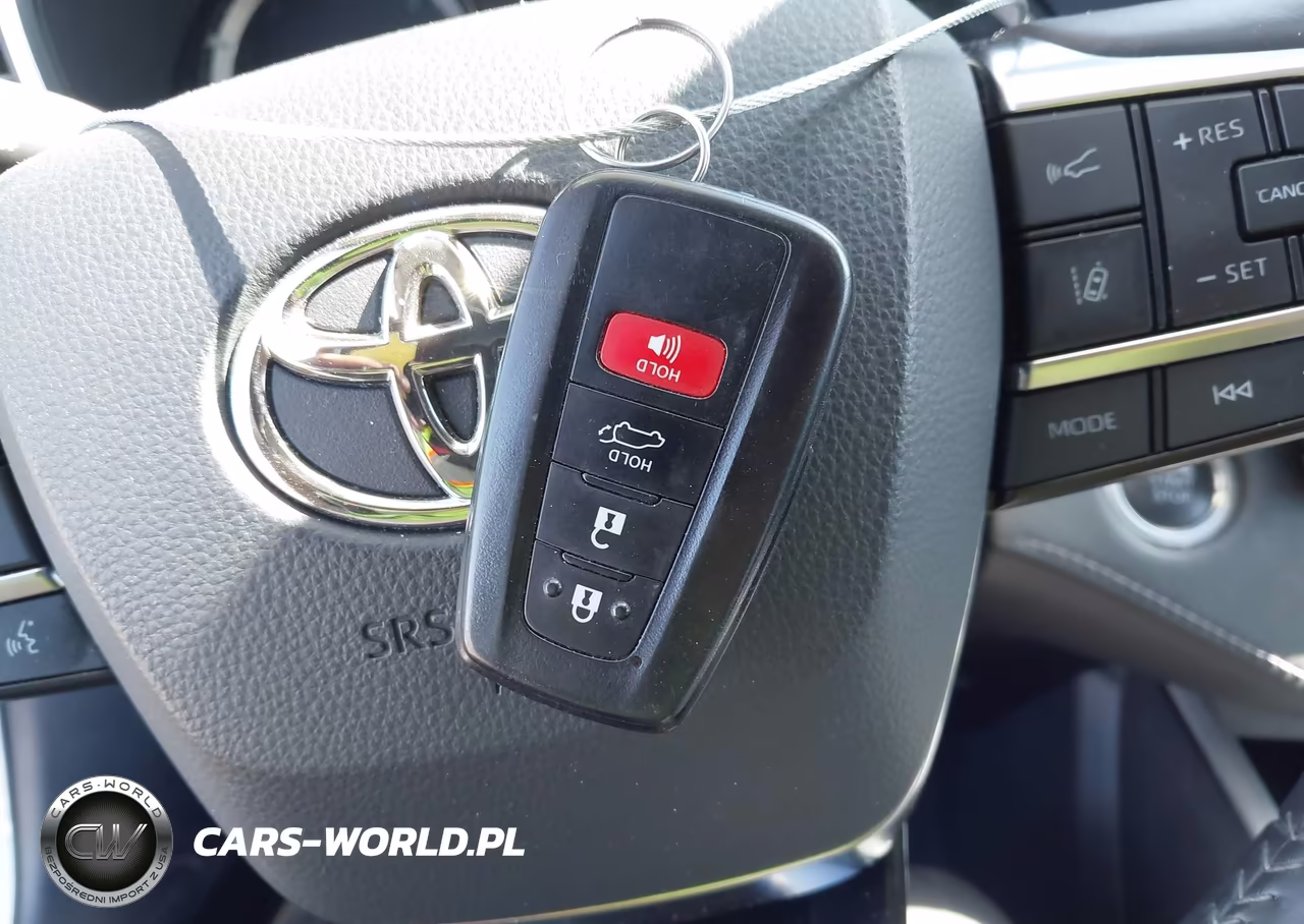 2021 Toyota Highlander Xle VIN:5TDHZRBH4MS102677 - 11