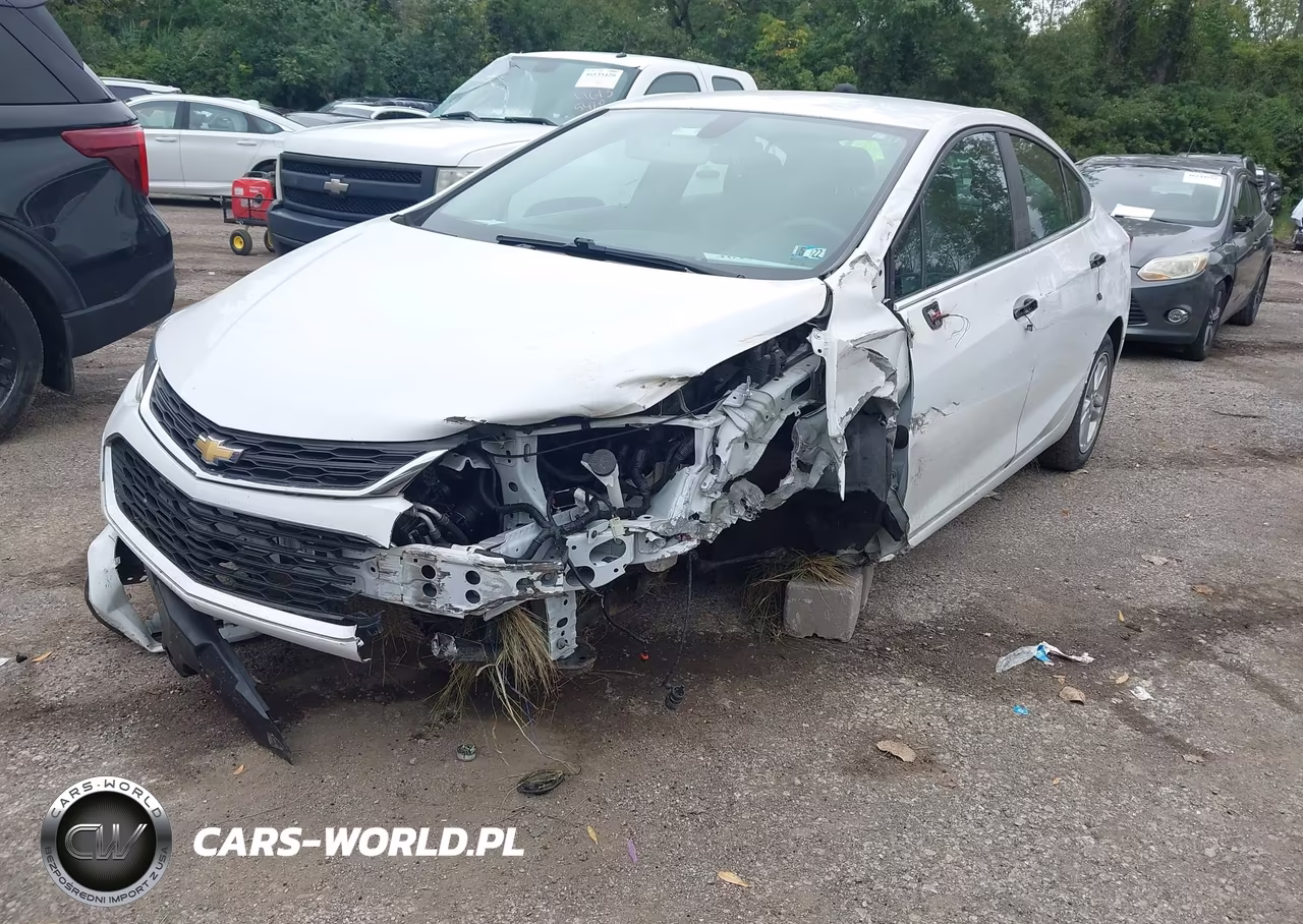 2017 Chevrolet Cruze Lt Auto VIN:1G1BE5SM4H7107295 - 2