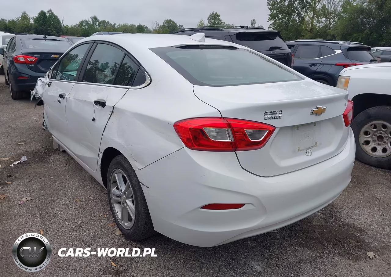 2017 Chevrolet Cruze Lt Auto VIN:1G1BE5SM4H7107295 - 3