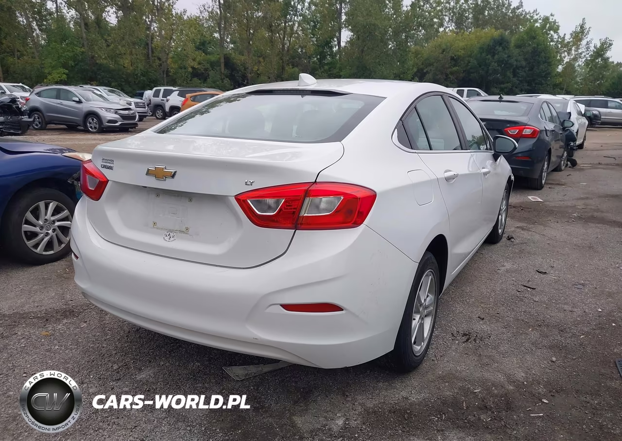 2017 Chevrolet Cruze Lt Auto VIN:1G1BE5SM4H7107295 - 4