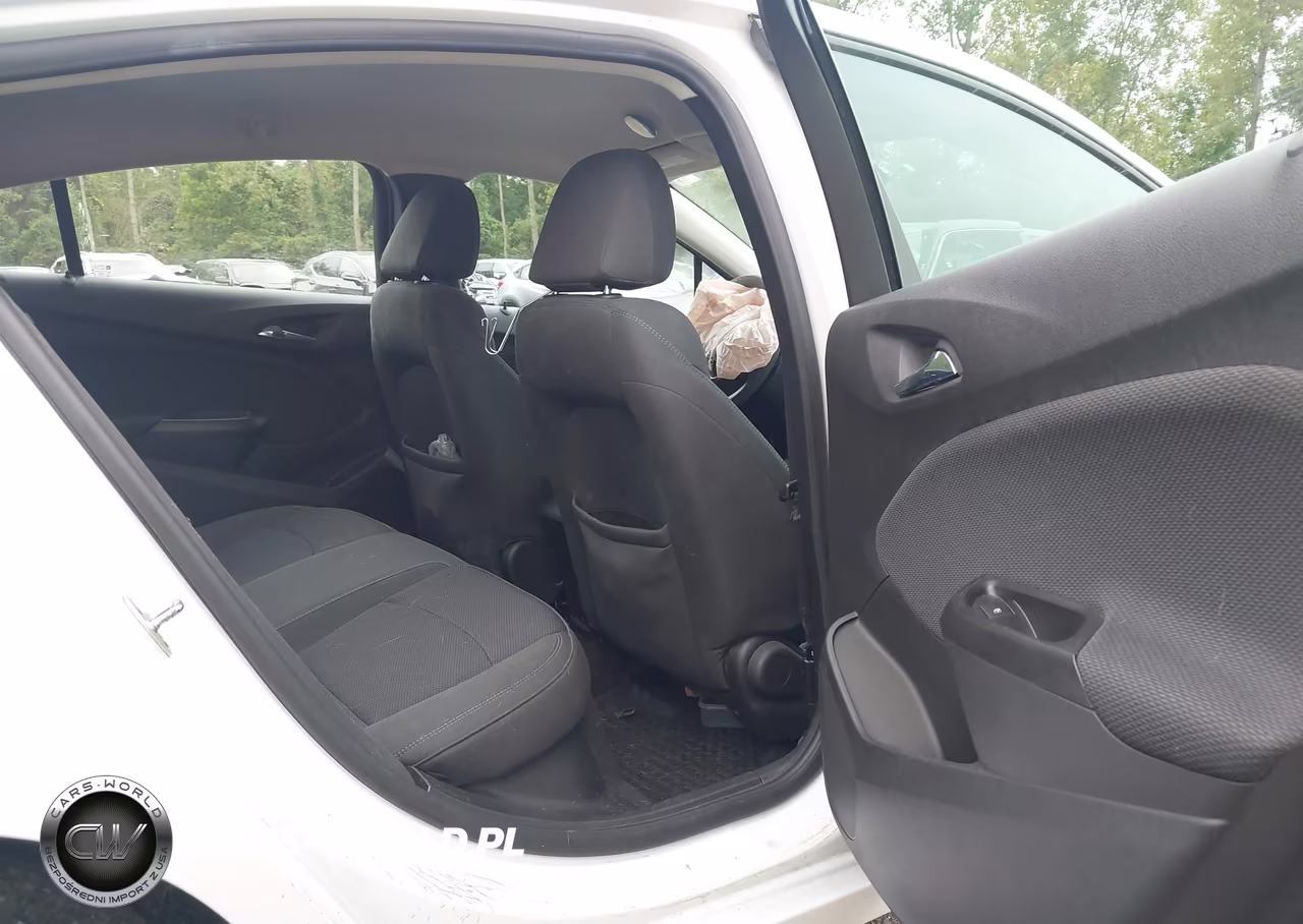 2017 Chevrolet Cruze Lt Auto VIN:1G1BE5SM4H7107295 - 8