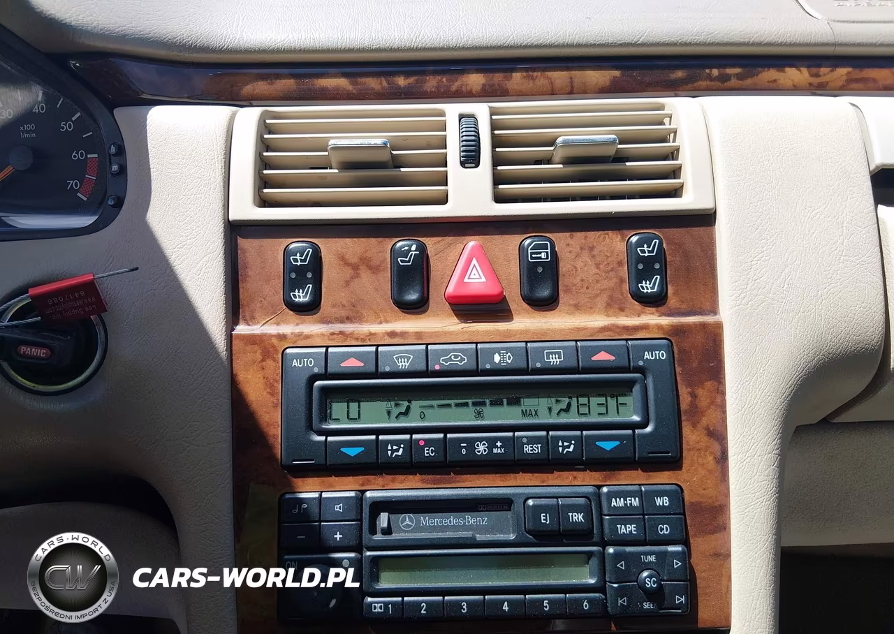 1998 Mercedes-Benz E 320 VIN:WDBJF65F5WA659471 - 12