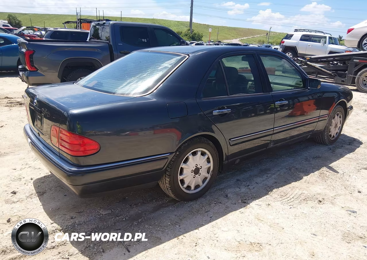 1998 Mercedes-Benz E 320 VIN:WDBJF65F5WA659471 - 4