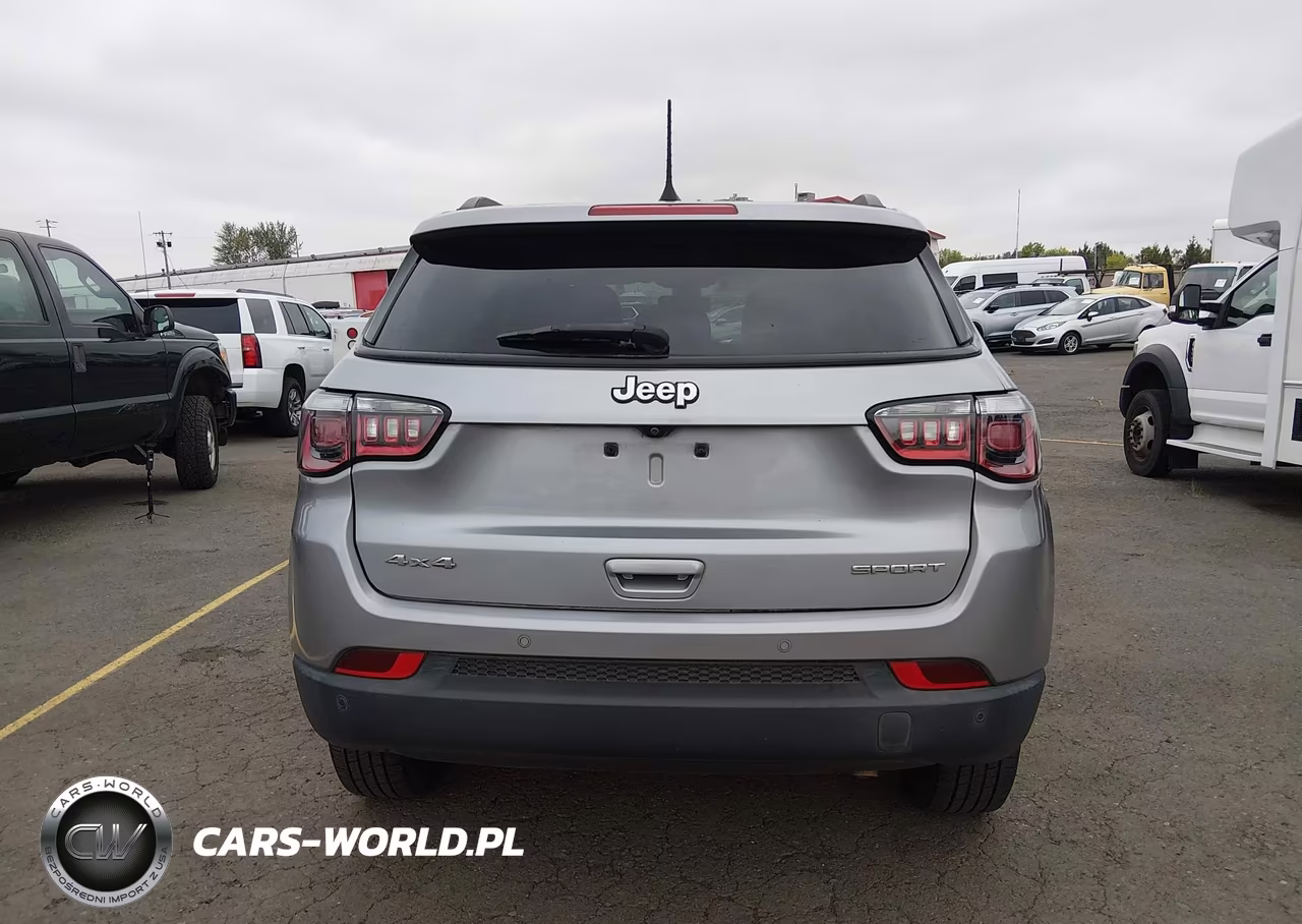 2018 Jeep Compass Sport 4X4 VIN:3C4NJDAB4JT392298 - 16