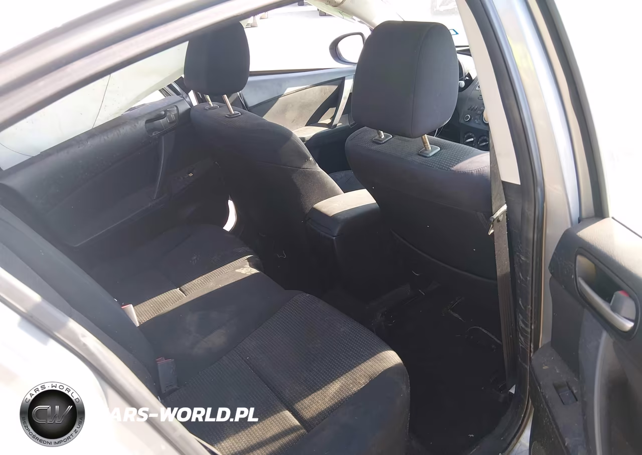 2013 Mazda Mazda3 I Sport VIN:JM1BL1UP7D1770242 - 8