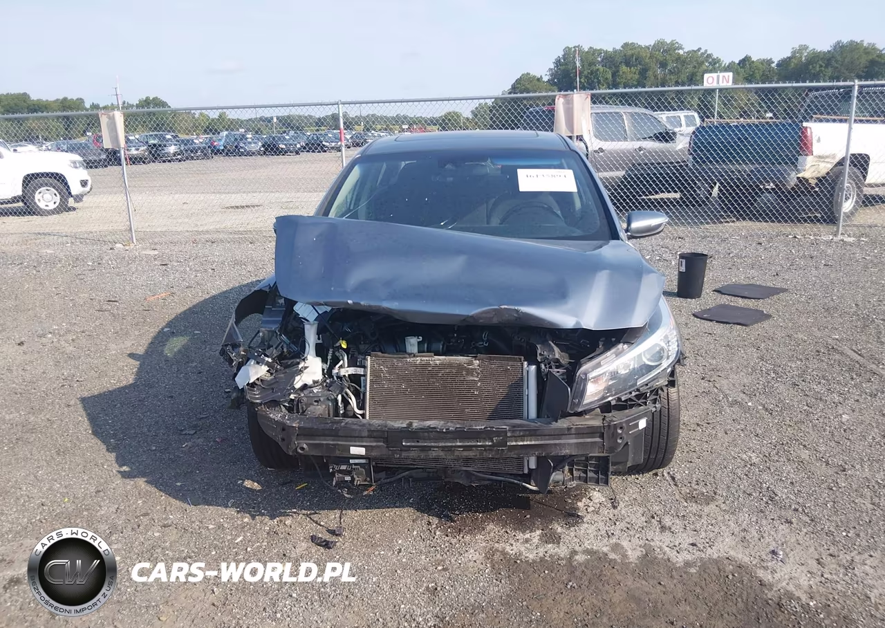 2018 Kia Forte S VIN:3KPFL4A78JE199313 - 11