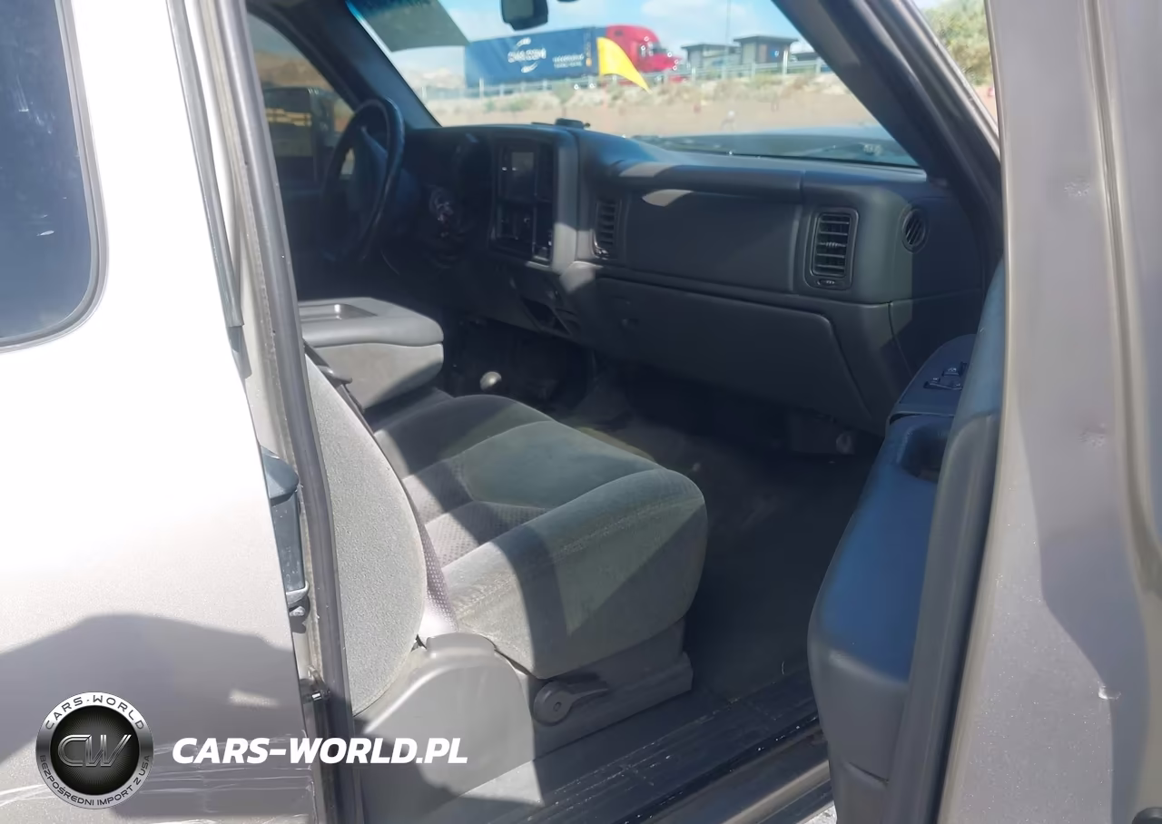 2003 Chevrolet Silverado 1500 Ls VIN:1GCEK19T83E108585 - 5