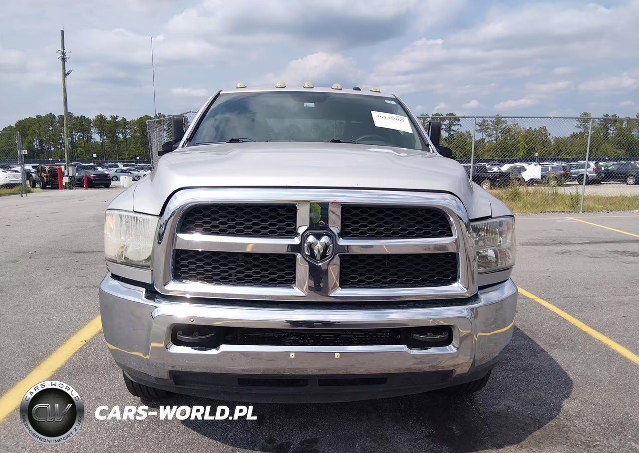 2018 Ram 3500 Tradesman 4X4 8' Box VIN:3C63RRGL6JG124608 - 12