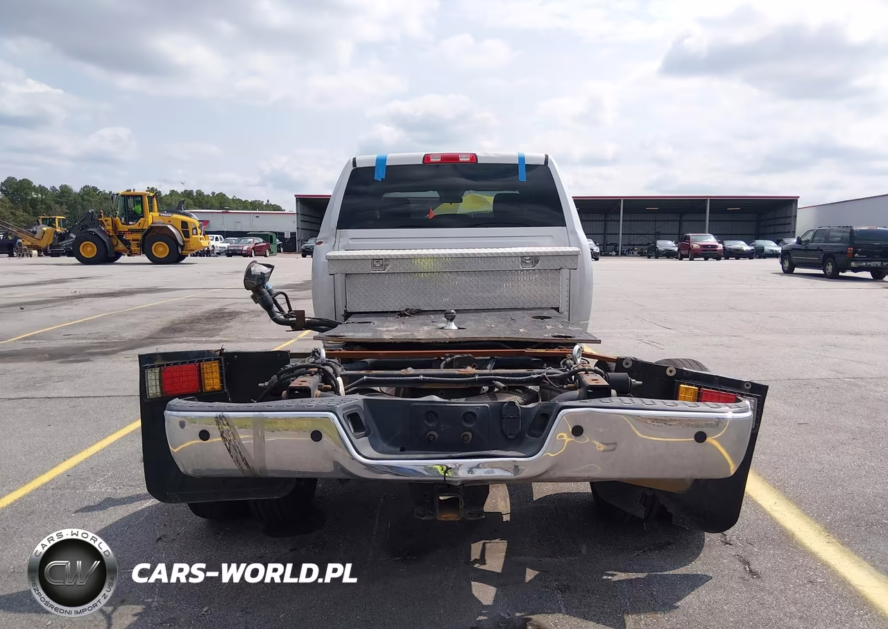 2018 Ram 3500 Tradesman 4X4 8' Box VIN:3C63RRGL6JG124608 - 15