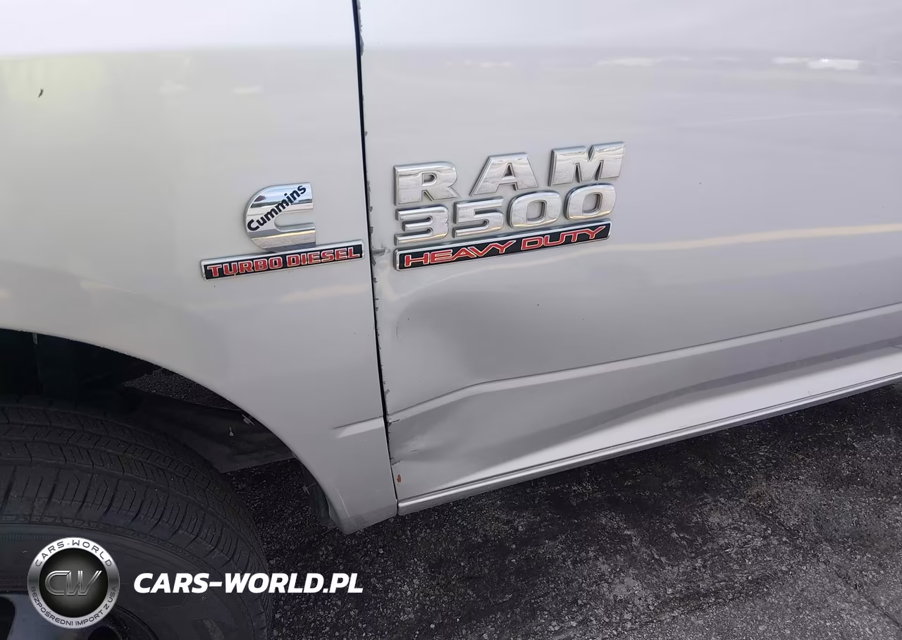 2018 Ram 3500 Tradesman 4X4 8' Box VIN:3C63RRGL6JG124608 - 16