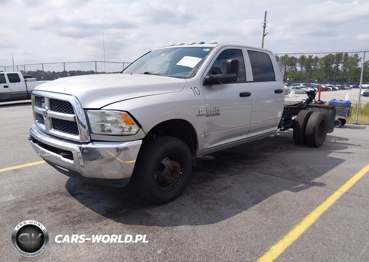 2018 Ram 3500 Tradesman 4X4 8' Box VIN:3C63RRGL6JG124608 - 2