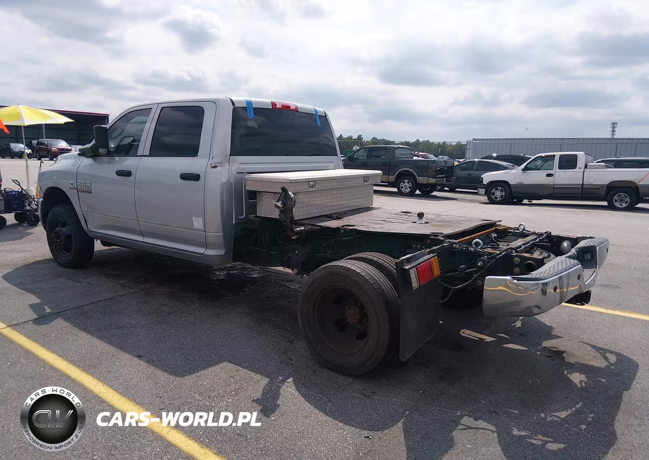 2018 Ram 3500 Tradesman 4X4 8' Box VIN:3C63RRGL6JG124608 - 3