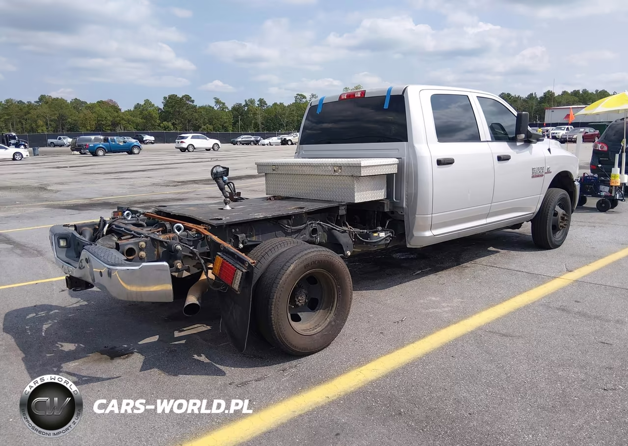 2018 Ram 3500 Tradesman 4X4 8' Box VIN:3C63RRGL6JG124608 - 4