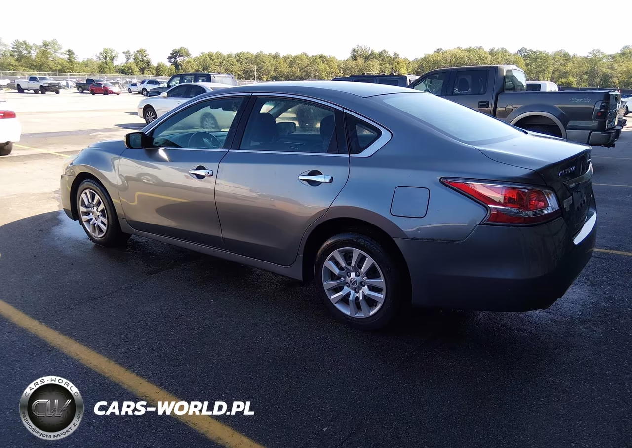 2014 Nissan Altima 2.5 S VIN:1N4AL3AP2EC170008 - 3