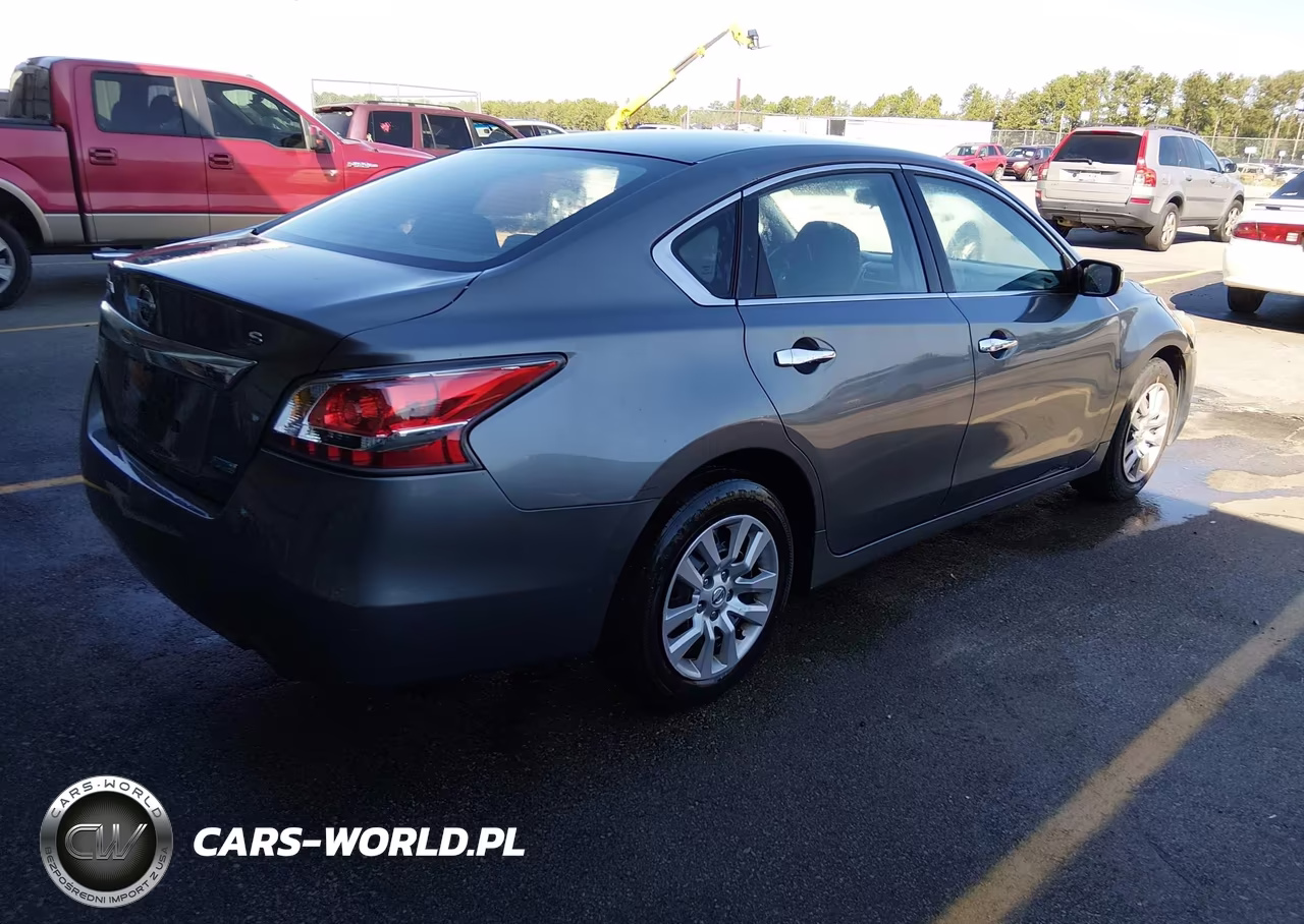 2014 Nissan Altima 2.5 S VIN:1N4AL3AP2EC170008 - 4