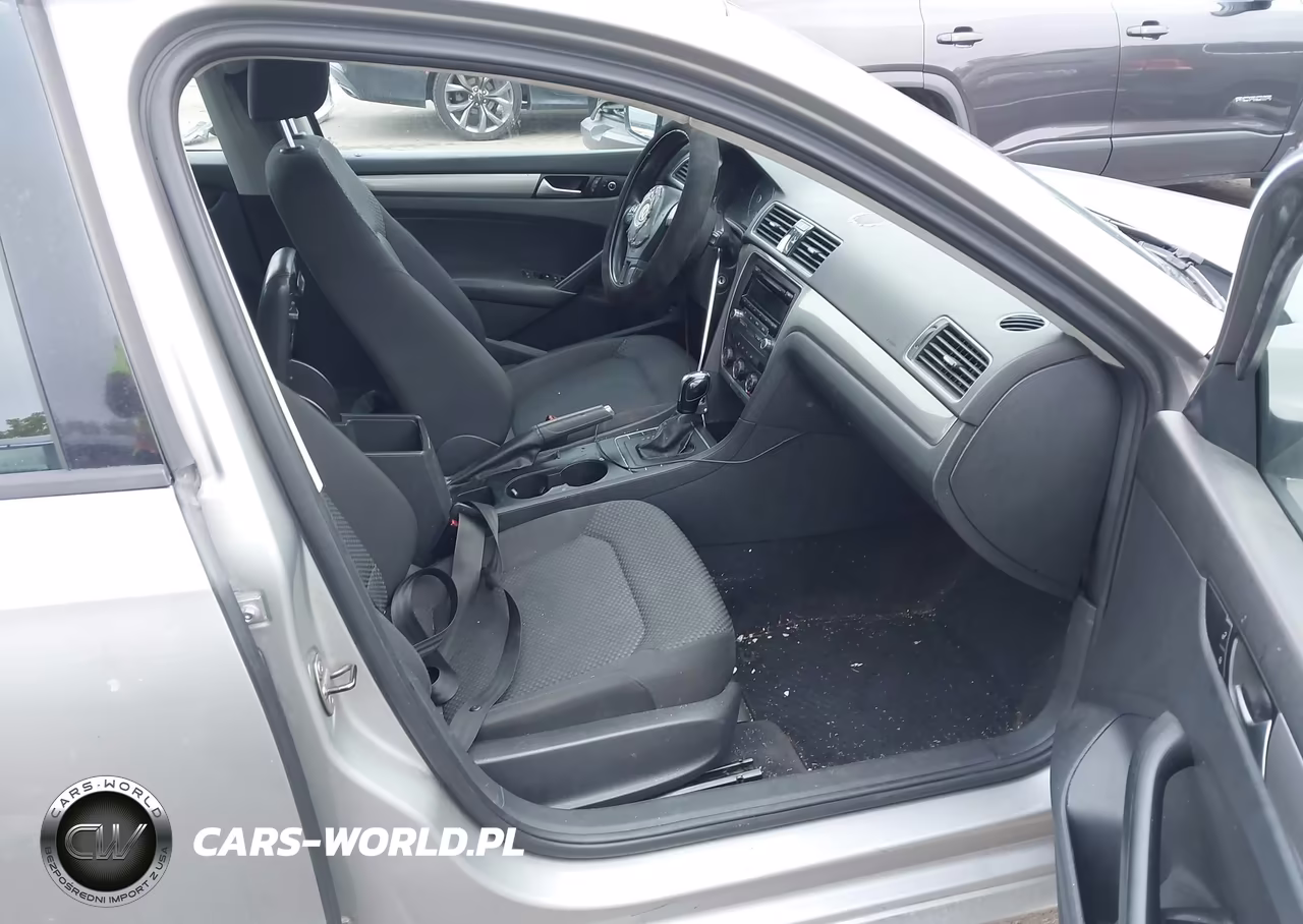 2013 Volkswagen Passat 2.5L S VIN:1VWAP7A38DC062703 - 5
