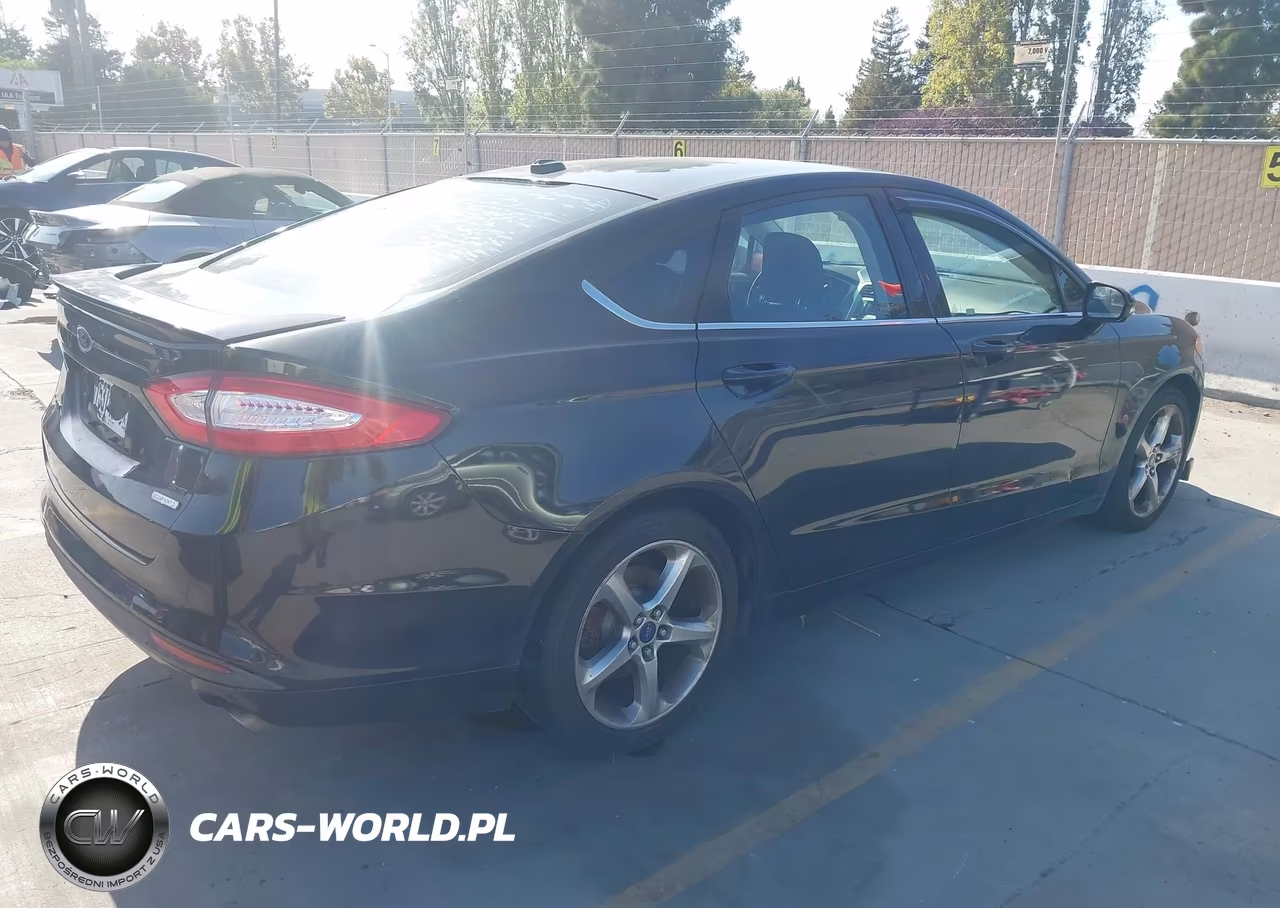 2015 Ford Fusion Se VIN:3FA6P0HD7FR115173 - 4