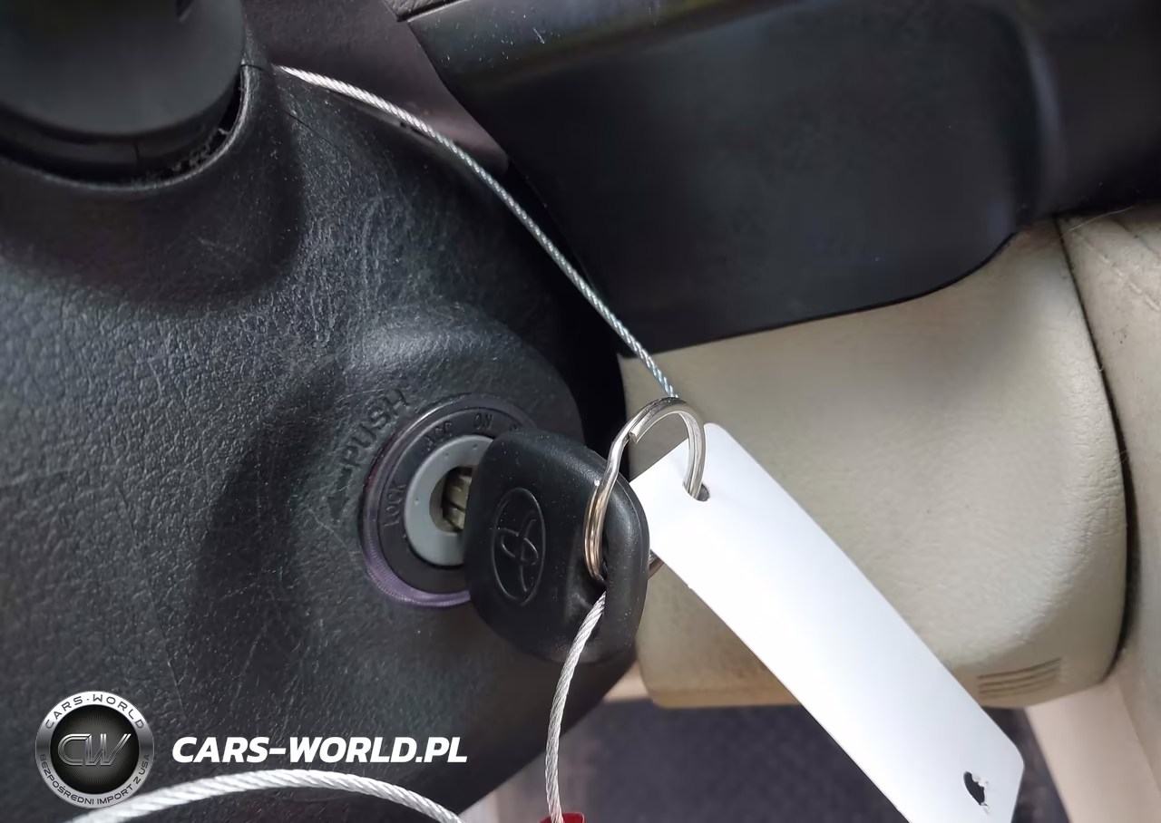 2012 Toyota Camry L VIN:4T4BF1FK7CR194644 - 11