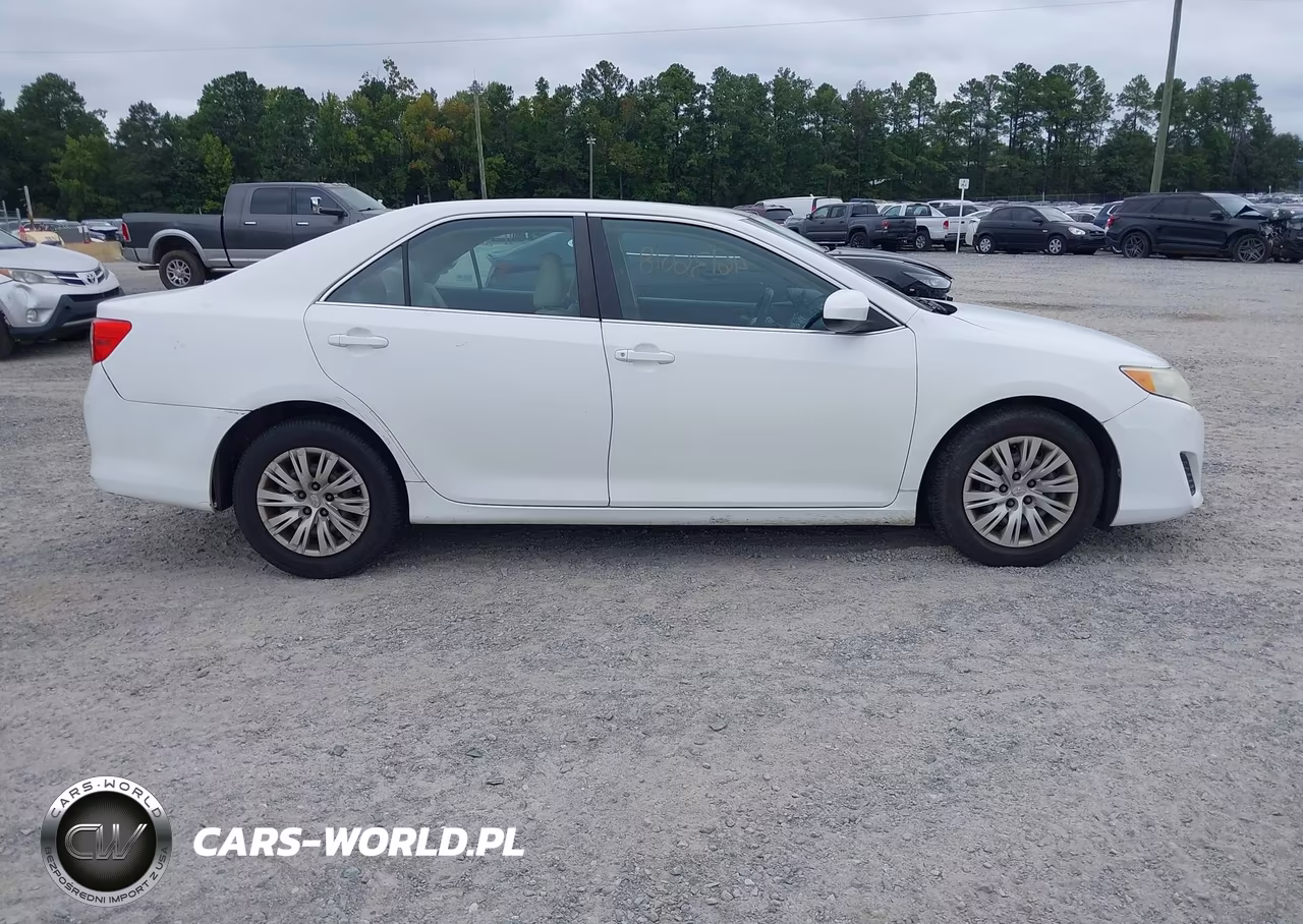 2012 Toyota Camry L VIN:4T4BF1FK7CR194644 - 13
