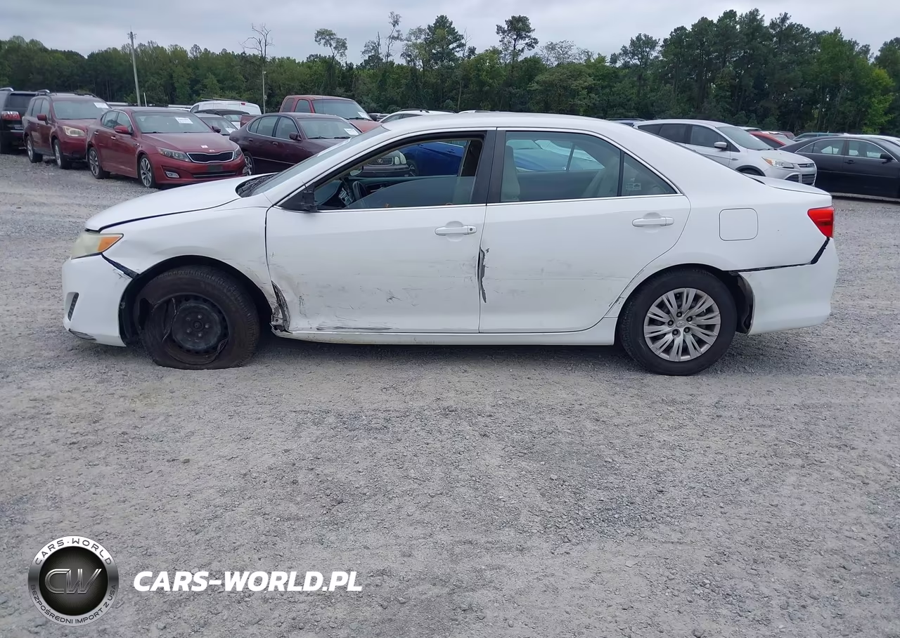 2012 Toyota Camry L VIN:4T4BF1FK7CR194644 - 14