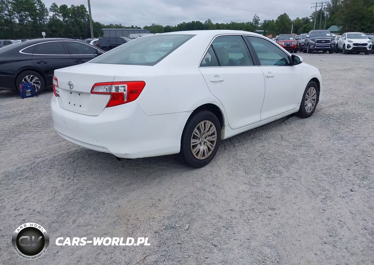 2012 Toyota Camry L VIN:4T4BF1FK7CR194644 - 4