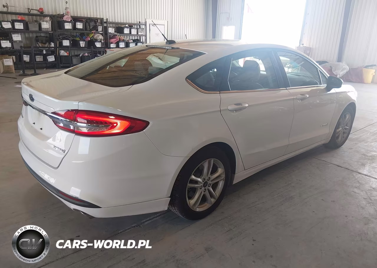 2018 Ford Fusion Hybrid S VIN:3FA6P0UU5JR141785 - 4
