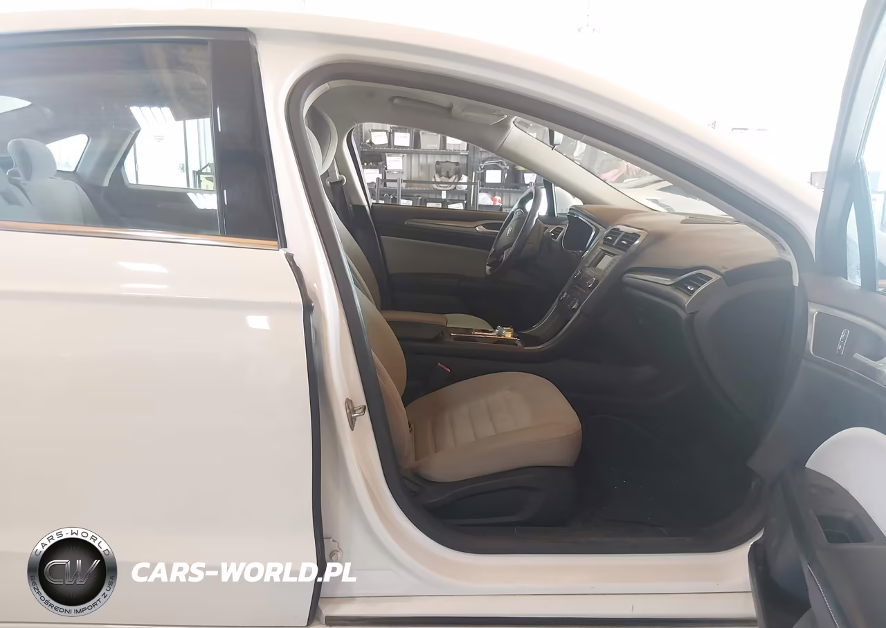 2018 Ford Fusion Hybrid S VIN:3FA6P0UU5JR141785 - 5