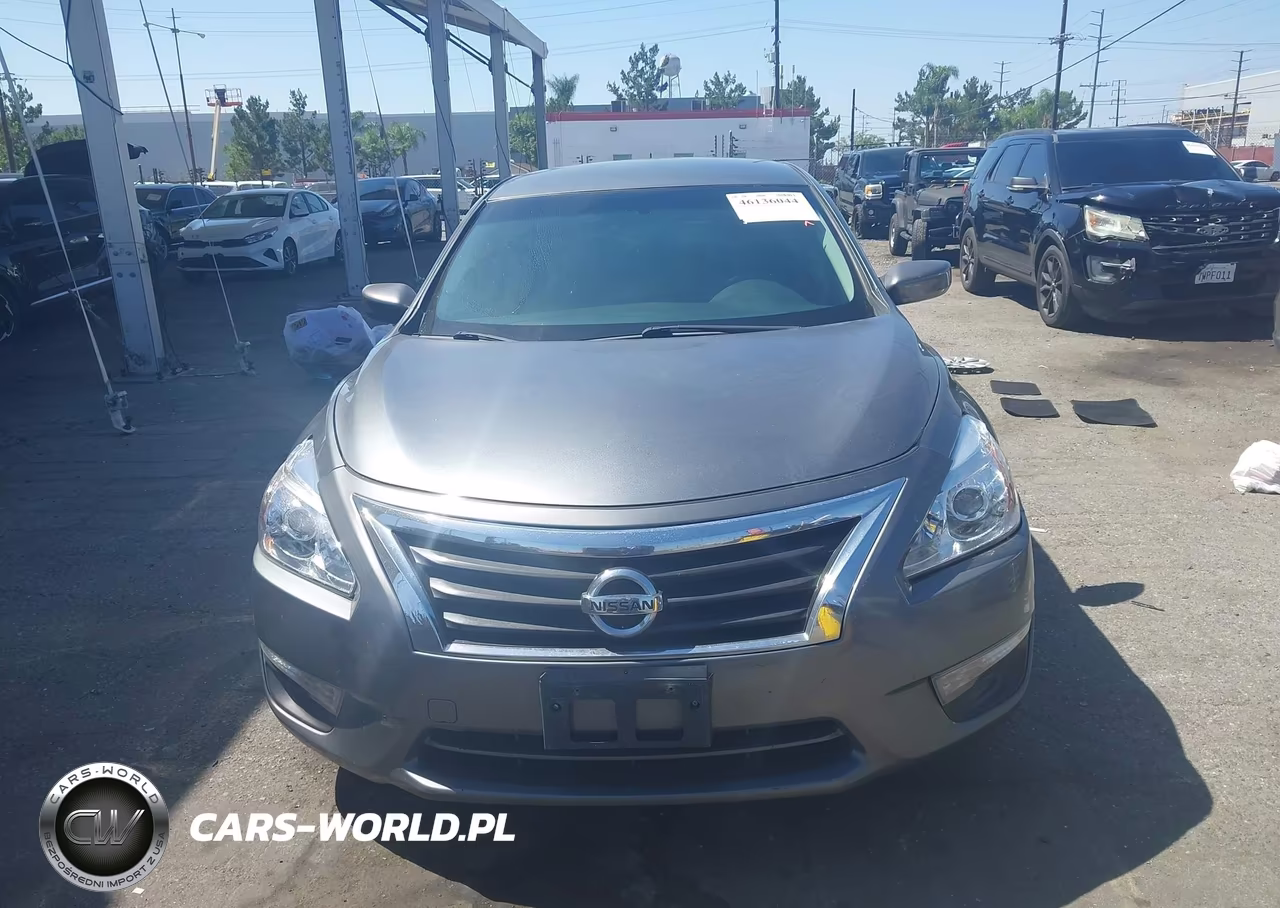 2015 Nissan Altima 2.5 S VIN:1N4AL3AP2FC259093 - 13