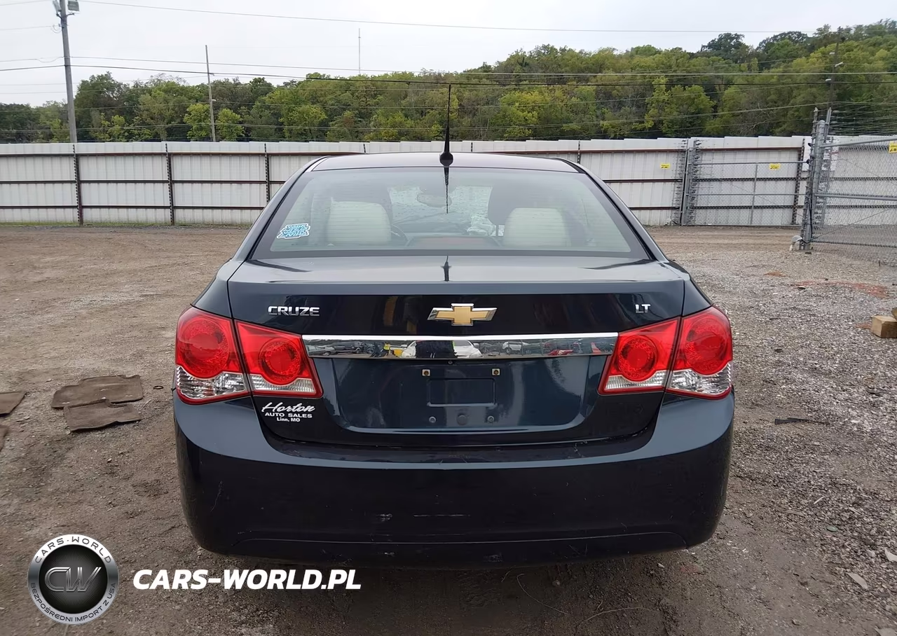 2014 Chevrolet Cruze Lt VIN:1G1PE5SB3E7235057 - 17