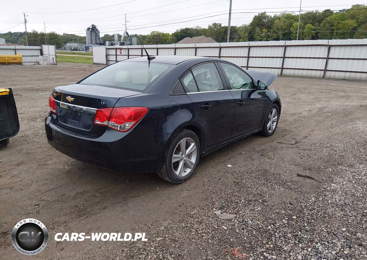 2014 Chevrolet Cruze Lt VIN:1G1PE5SB3E7235057 - 4
