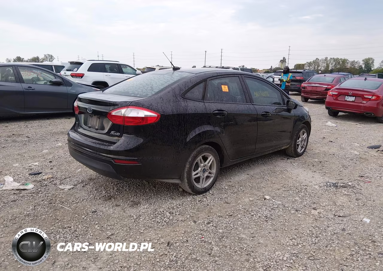 2019 Ford Fiesta Se VIN:3FADP4BJ5KM121252 - 4