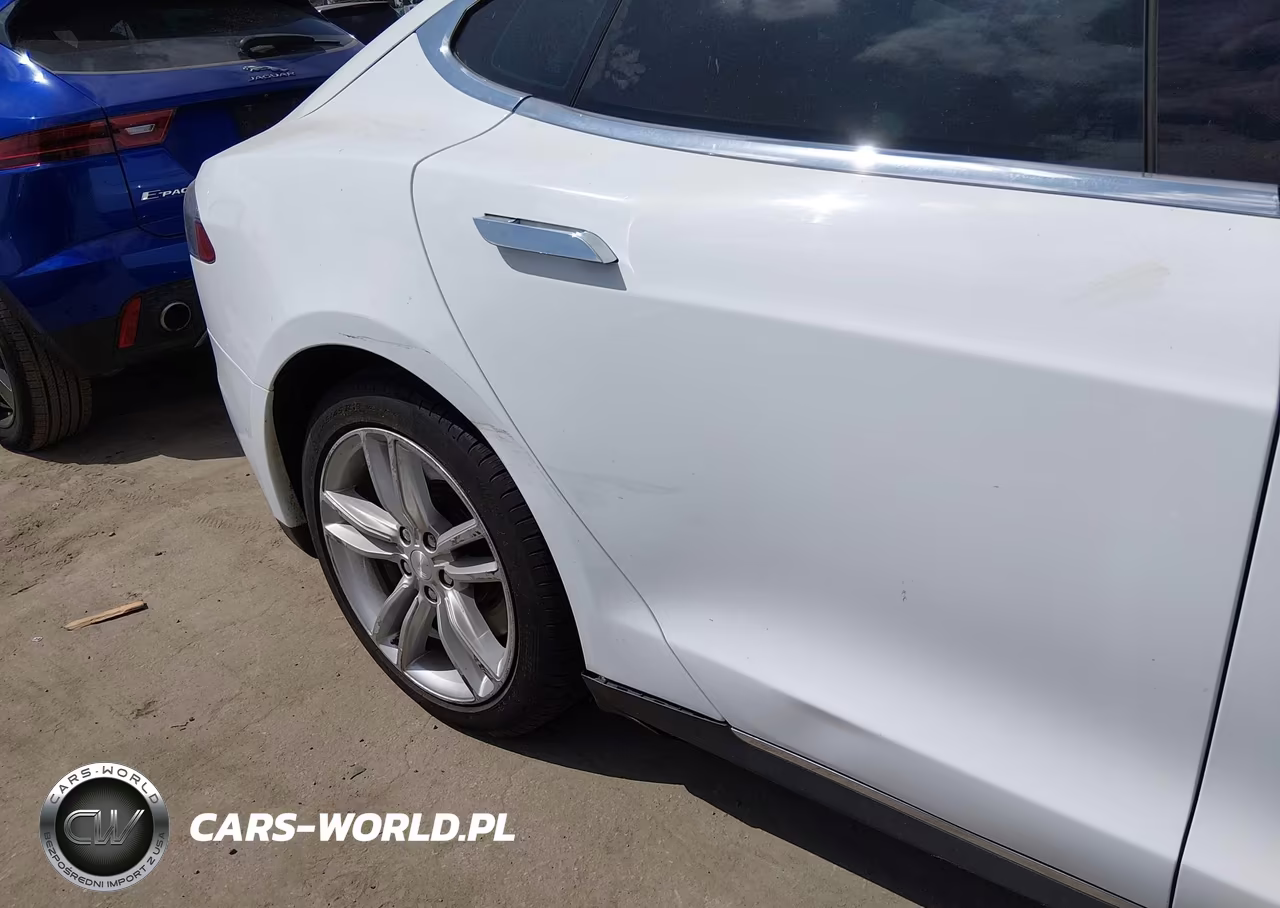 2015 Tesla Model S 70D-85D-P85D VIN:5YJSA1S24FF093867 - 6