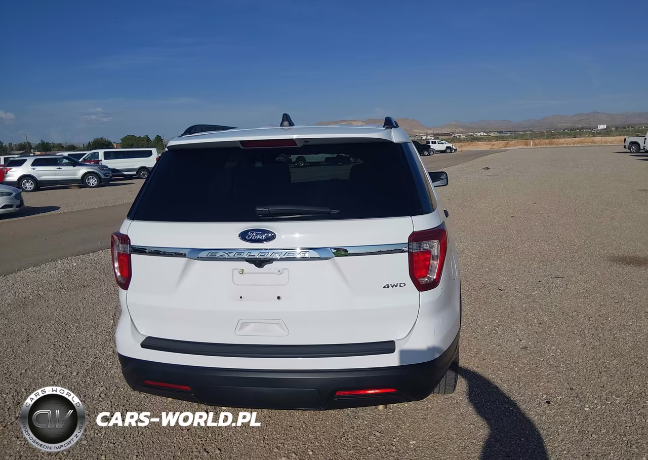 2018 Ford Explorer VIN:1FM5K8B80JGC77527 - 17