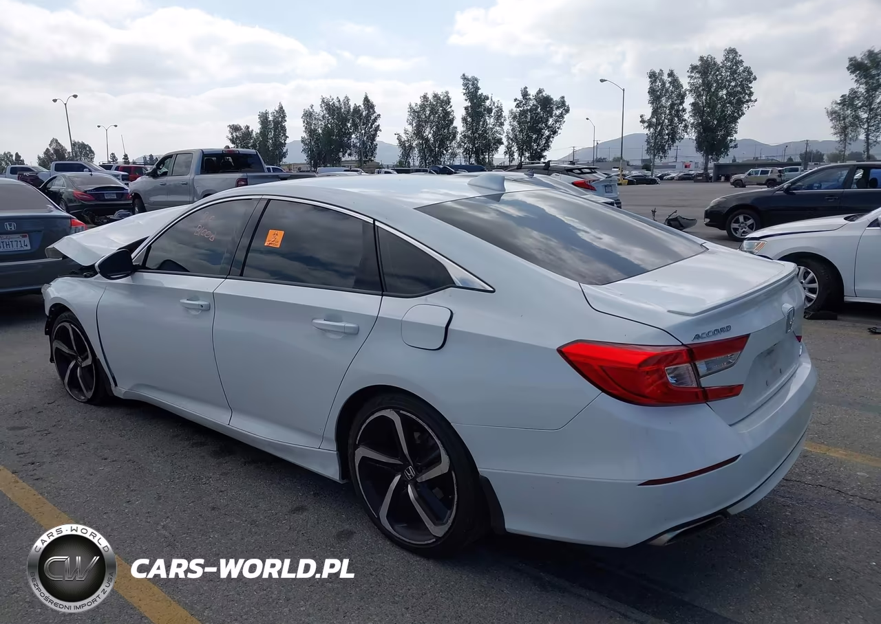 2019 Honda Accord Sport VIN:1HGCV1F3XKA112048 - 3