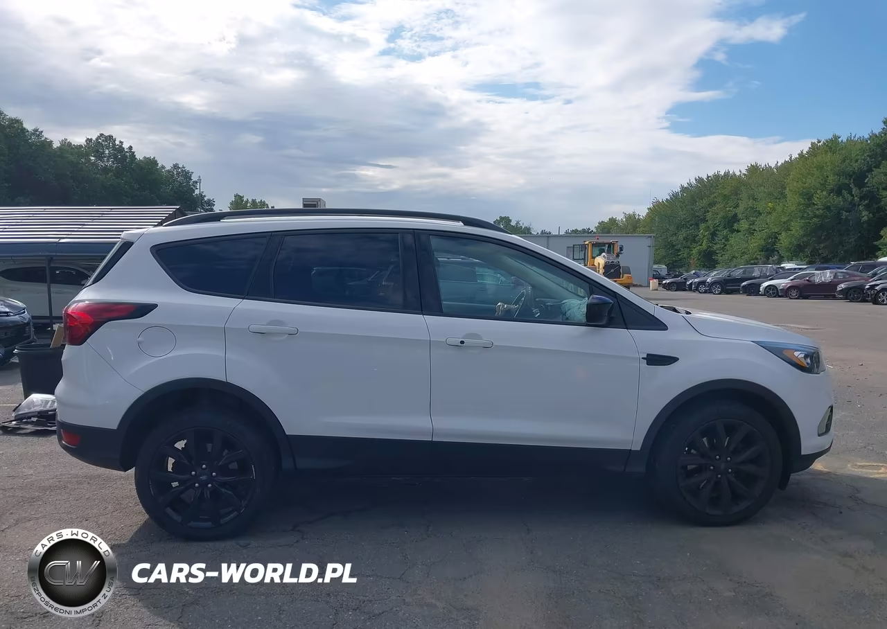 2019 Ford Escape Se VIN:1FMCU9GD9KUB91763 - 14