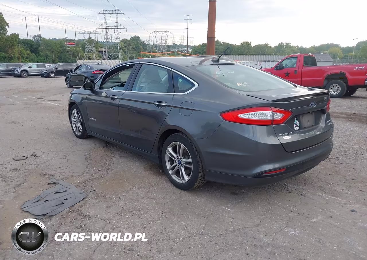 2015 Ford Fusion Hybrid Titanium VIN:3FA6P0RU7FR176652 - 3