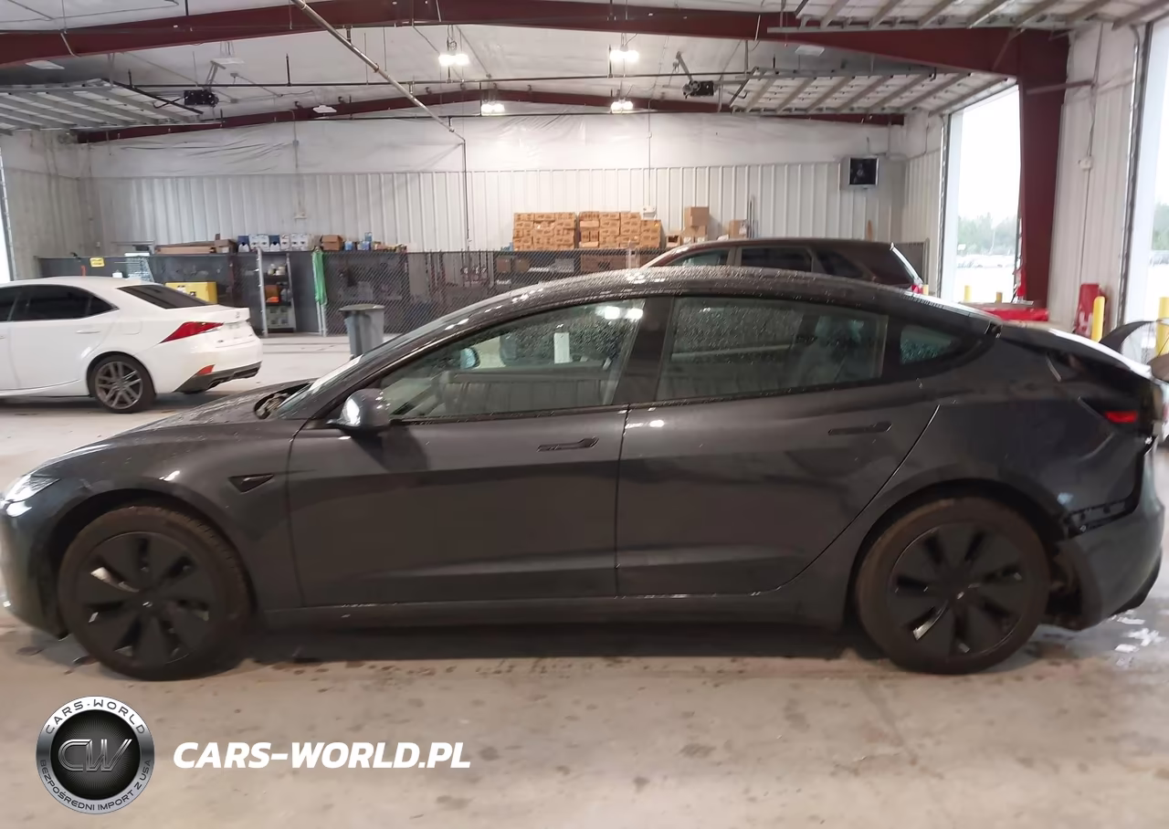2025 Tesla Model 3 Long Range Rear-Wheel Drive-Standard Rear-Wheel Drive VIN:5YJ3E1EA7SF007537 - 14