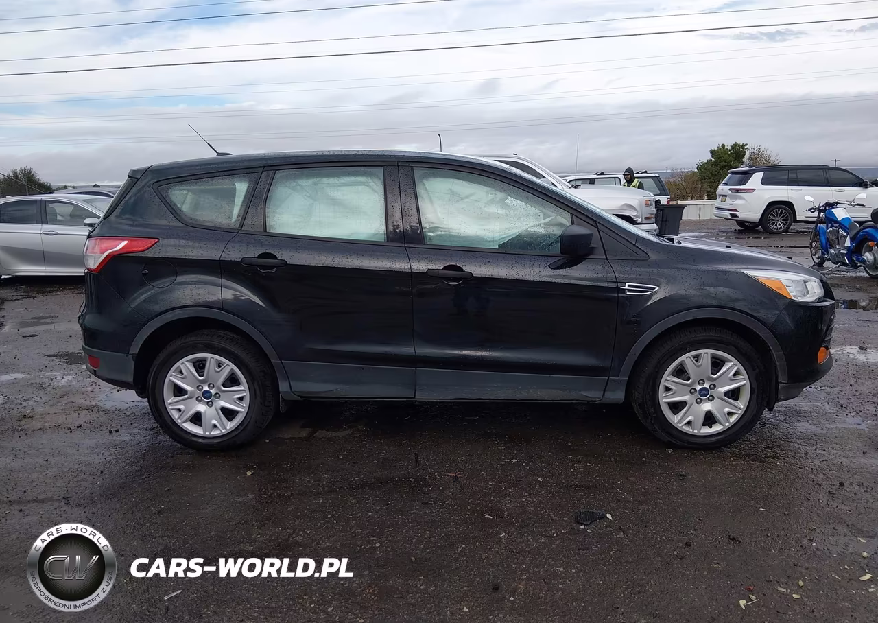 2013 Ford Escape S VIN:1FMCU0F76DUA39997 - 13