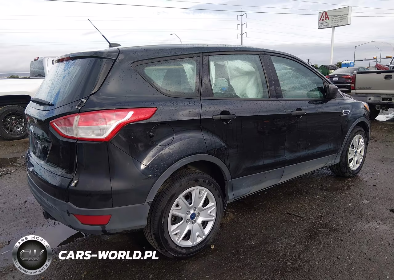 2013 Ford Escape S VIN:1FMCU0F76DUA39997 - 4
