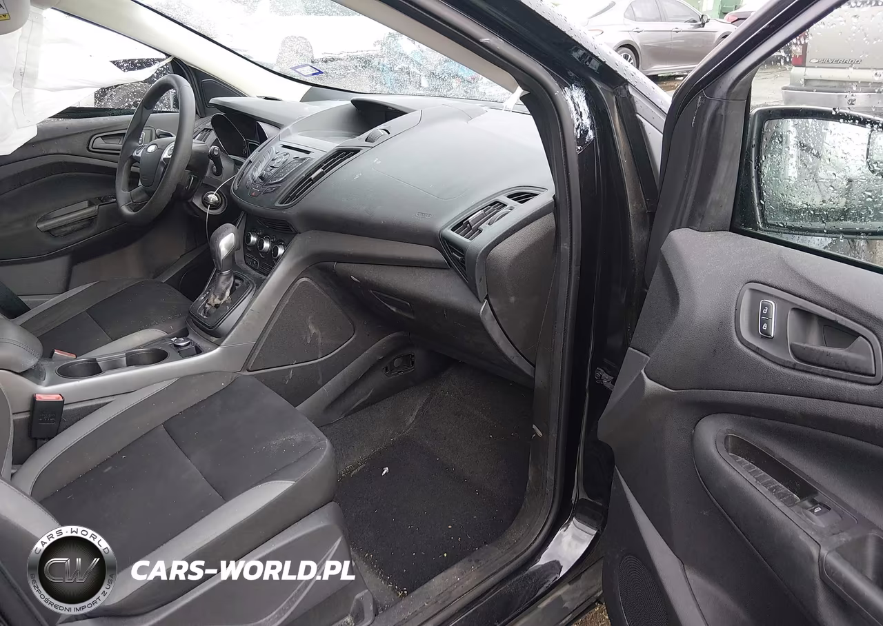 2013 Ford Escape S VIN:1FMCU0F76DUA39997 - 5