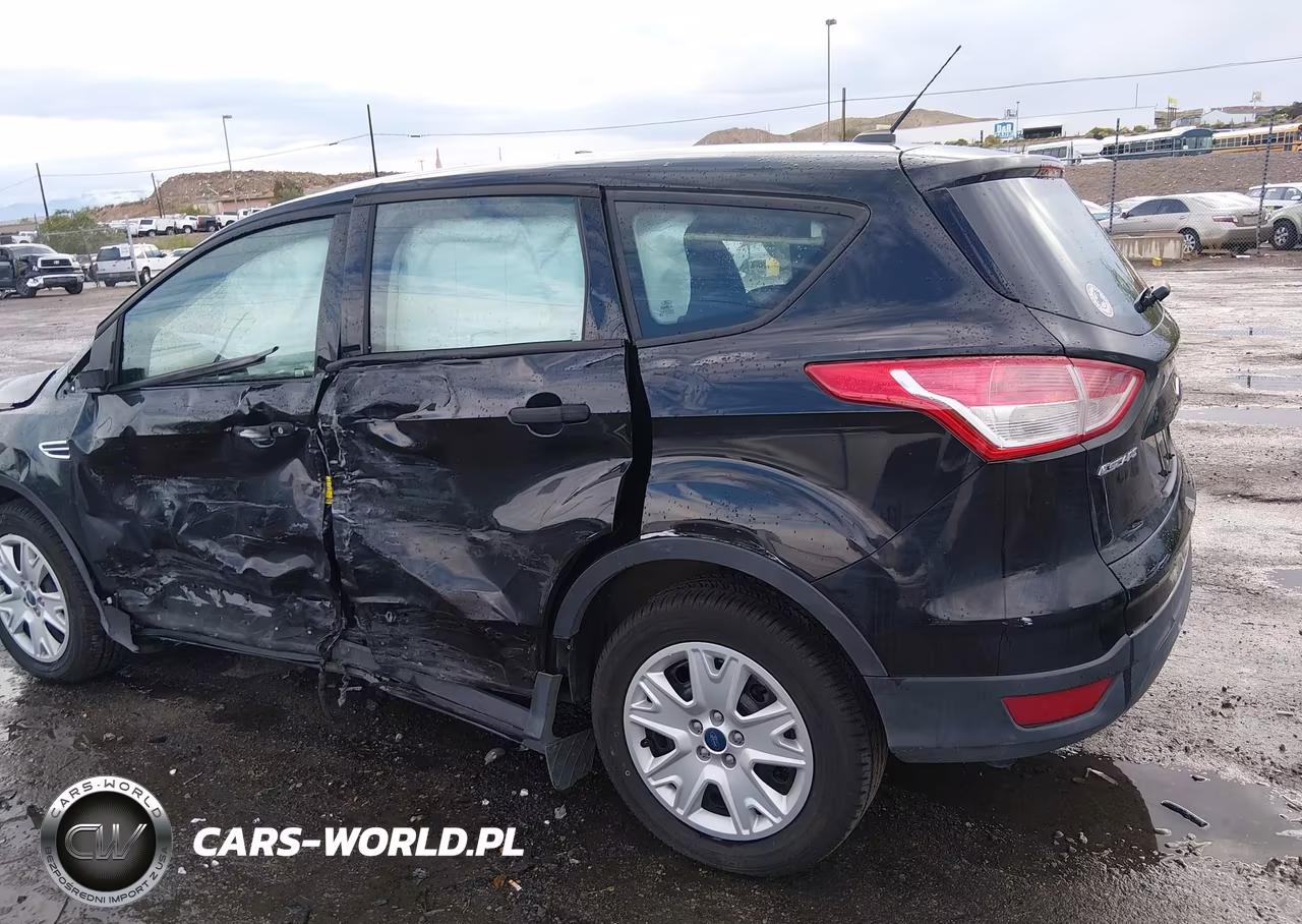 2013 Ford Escape S VIN:1FMCU0F76DUA39997 - 6