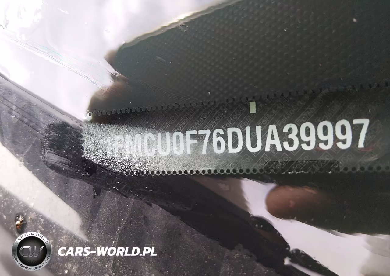 2013 Ford Escape S VIN:1FMCU0F76DUA39997 - 9