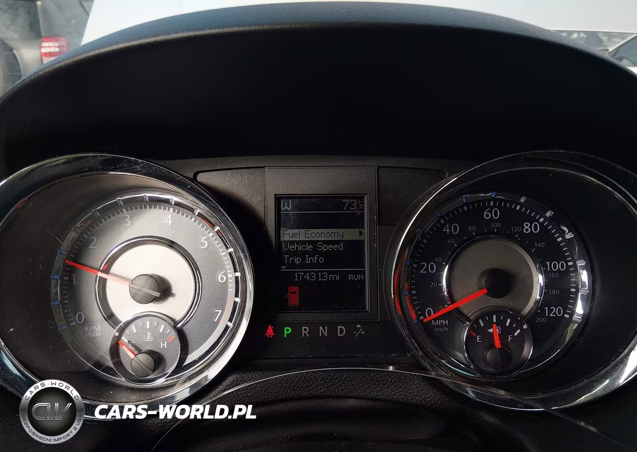 2012 Chrysler Town & Country Touring-L VIN:2C4RC1CG1CR124902 - 7