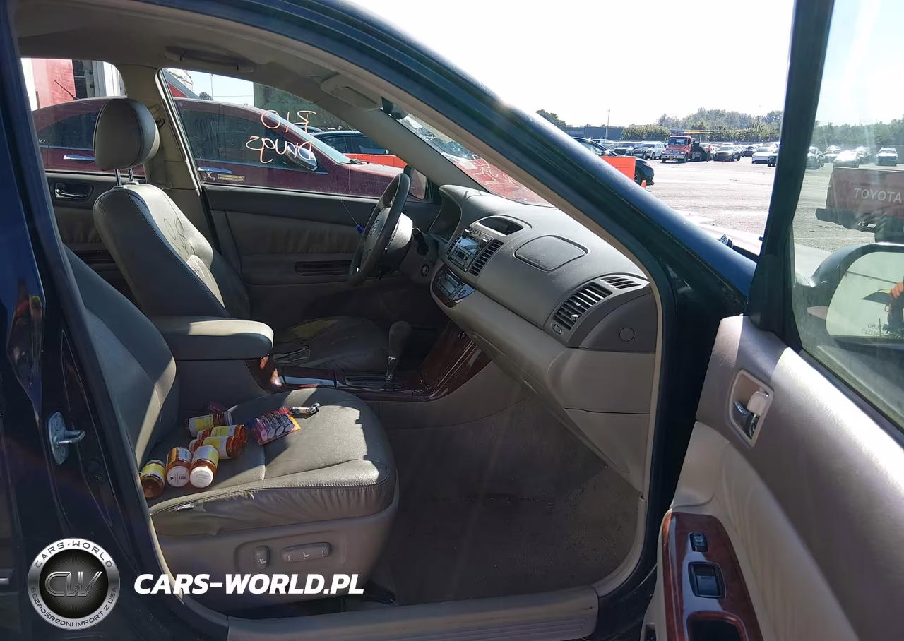2005 Toyota Camry Xle VIN:4T1BE32K25U043311 - 5