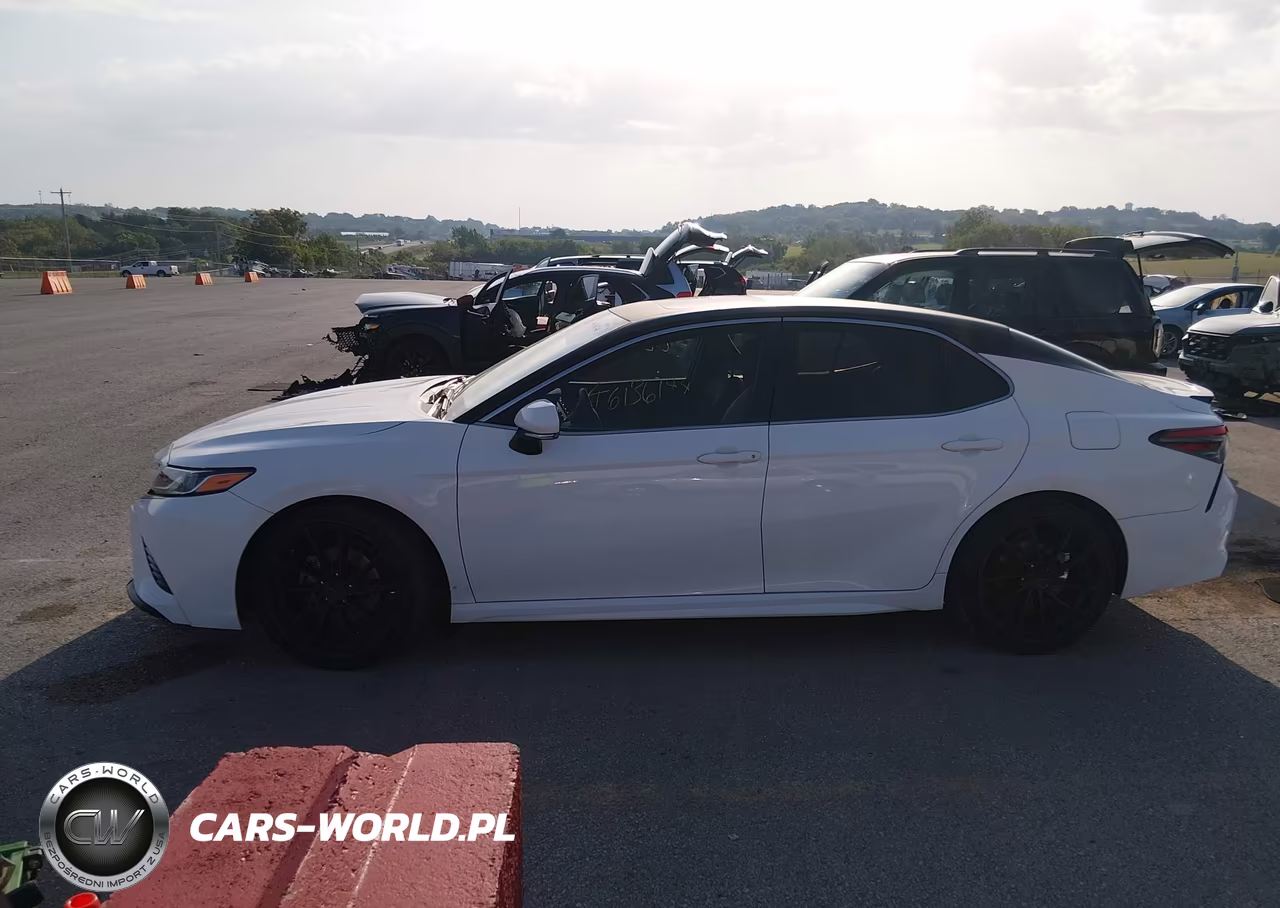 2018 Toyota Camry Se VIN:JTNB11HK7J3020968 - 14