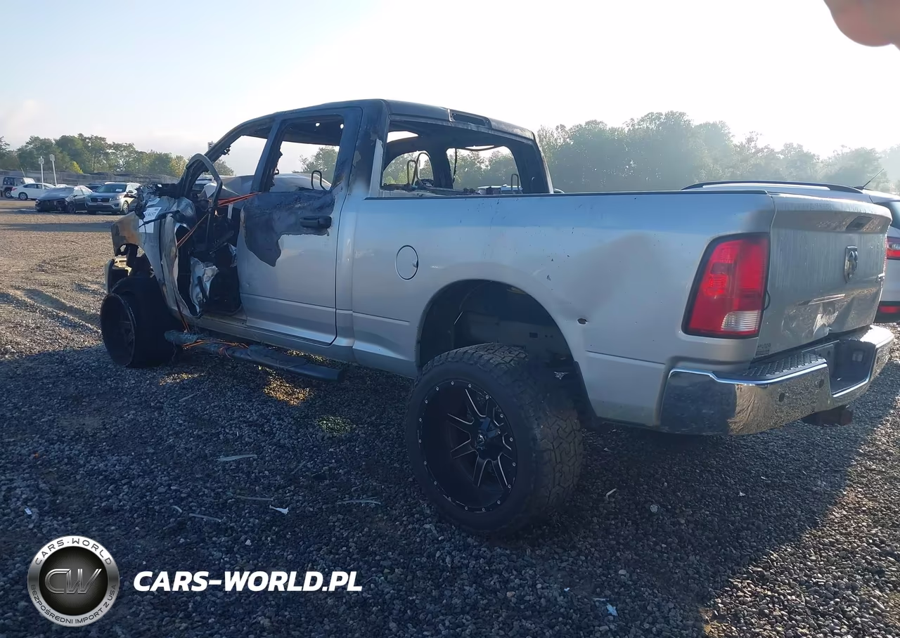 2017 Ram 2500 Tradesman 4X4 6'4 Box VIN:3C6UR5CL7HG657998 - 3