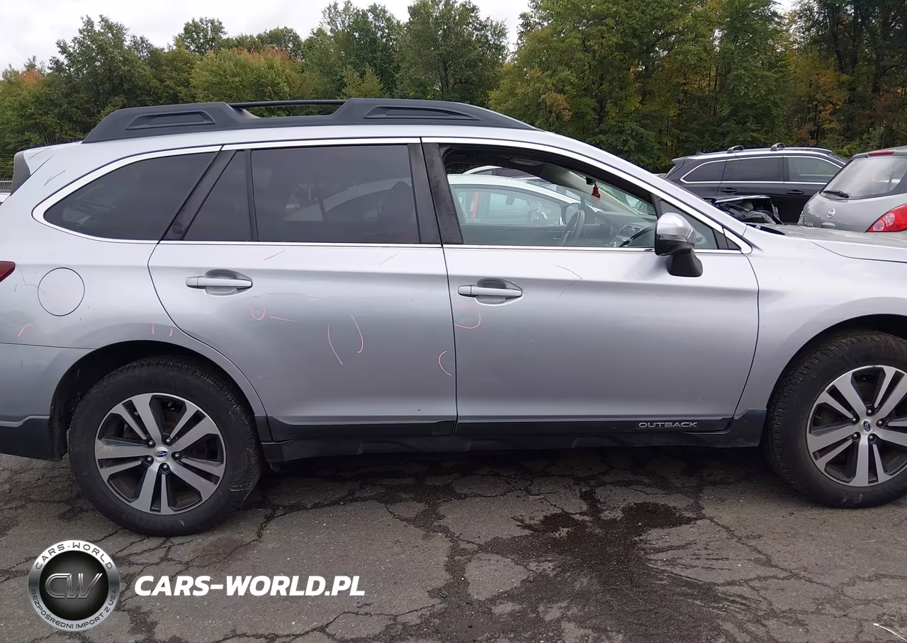 2018 Subaru Outback 2.5I Limited VIN:4S4BSANC6J3246767 - 14