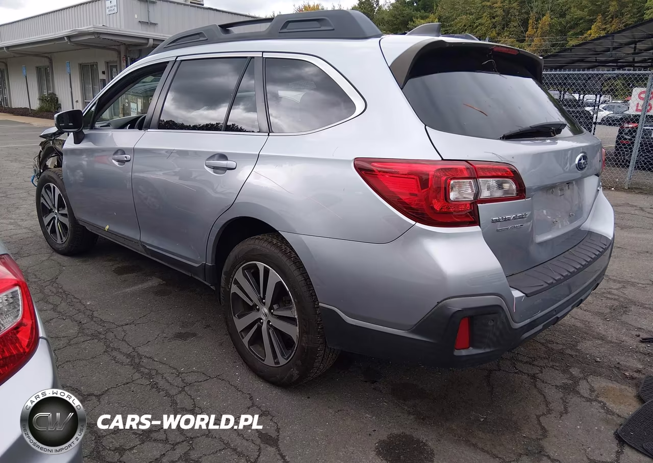 2018 Subaru Outback 2.5I Limited VIN:4S4BSANC6J3246767 - 3